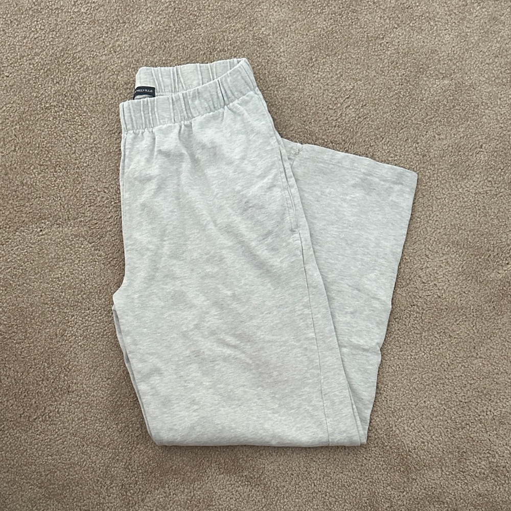 Brandy Melville Light Gray Sweatpants